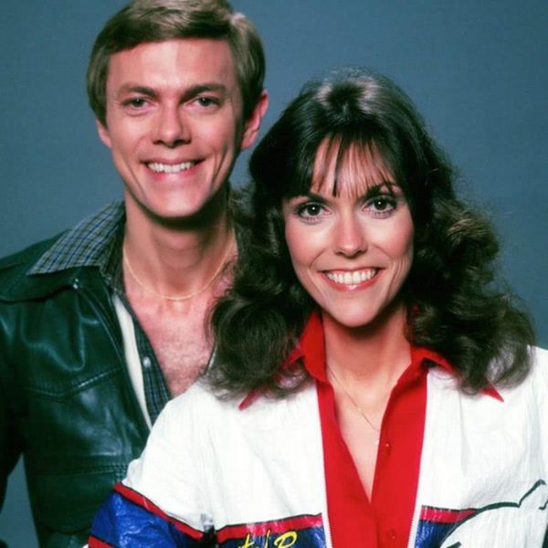 “Rainy Days and Mondays” – The Carpenters: A Timeless Melody of Melancholy