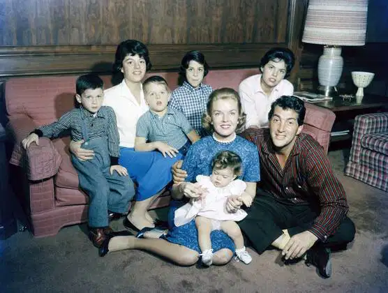 Behind the Smile: Dean Martin Talks About the Family He Kept Hidden from the World